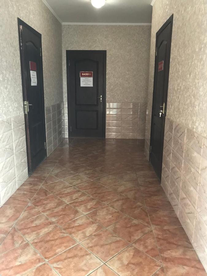 Готель Гетьман Haisyn Exterior photo