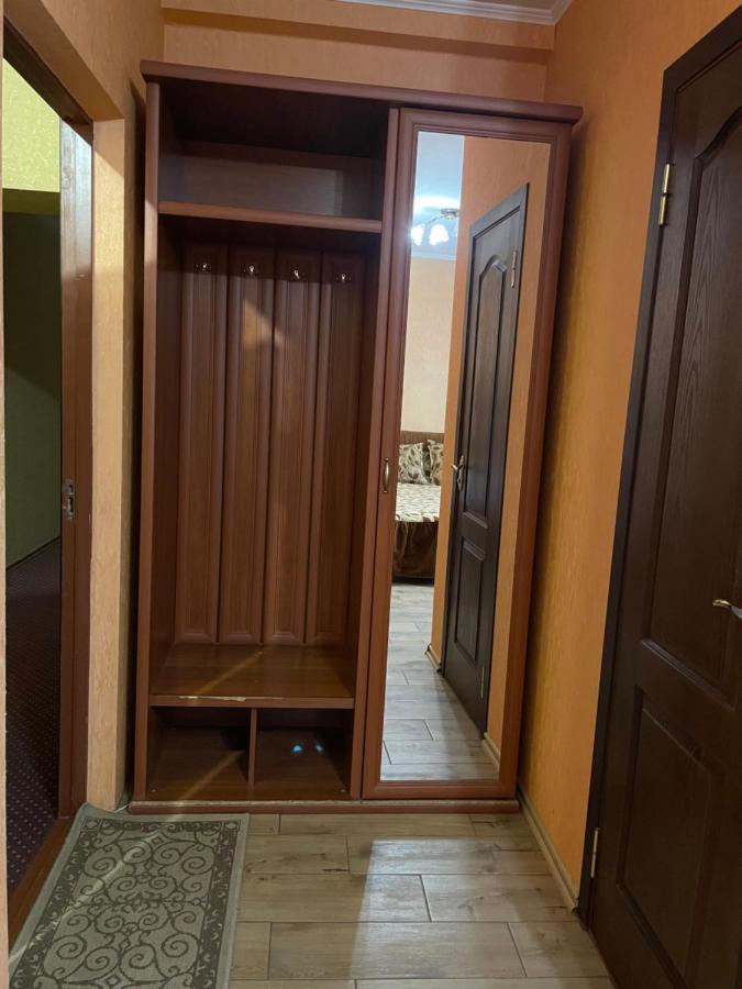 Готель Гетьман Haisyn Exterior photo